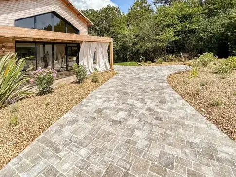 jardinier à Saint-Michel-Chef-Chef - image 2